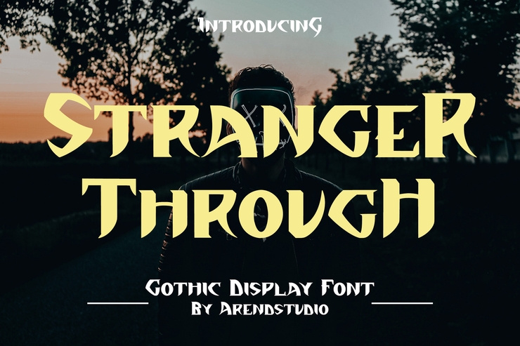 Stranger Through字体 5